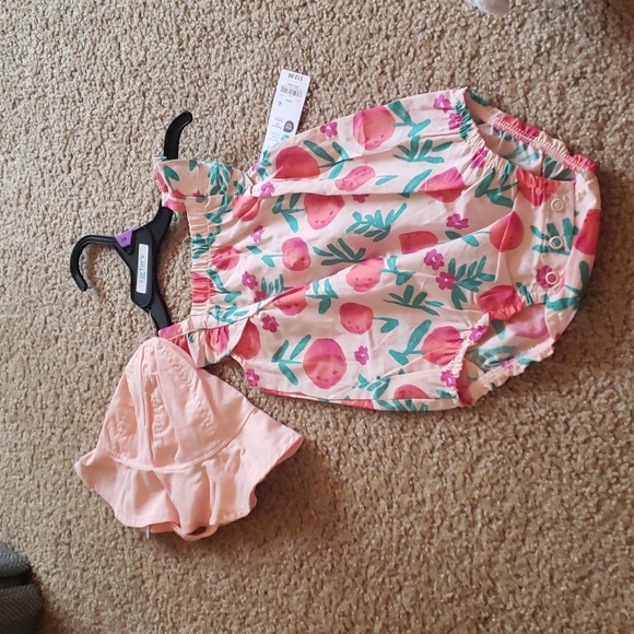 Carter's Other - Carter's 12M hat romper floral fruit set outfit baby girl